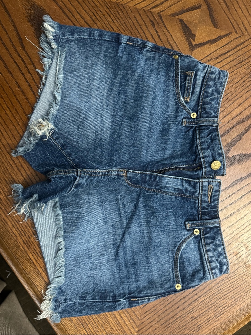 Universal Thread Blue Frayed-Hem Denim Shorts